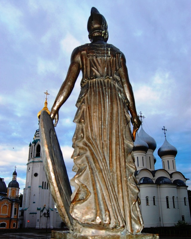 Кремлевская площадь в Вологде