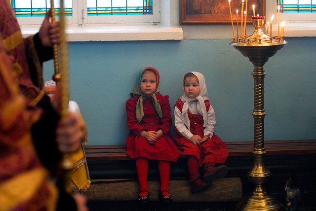 Дети в храме
