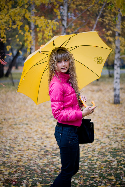 Катя с зонтом